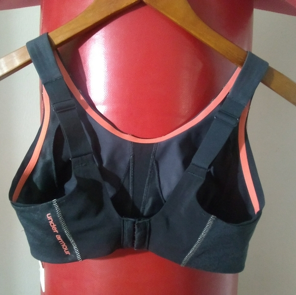 UNDER ARMOUR HEATGEAR ARMOUR BRA - Picture 3 of 8